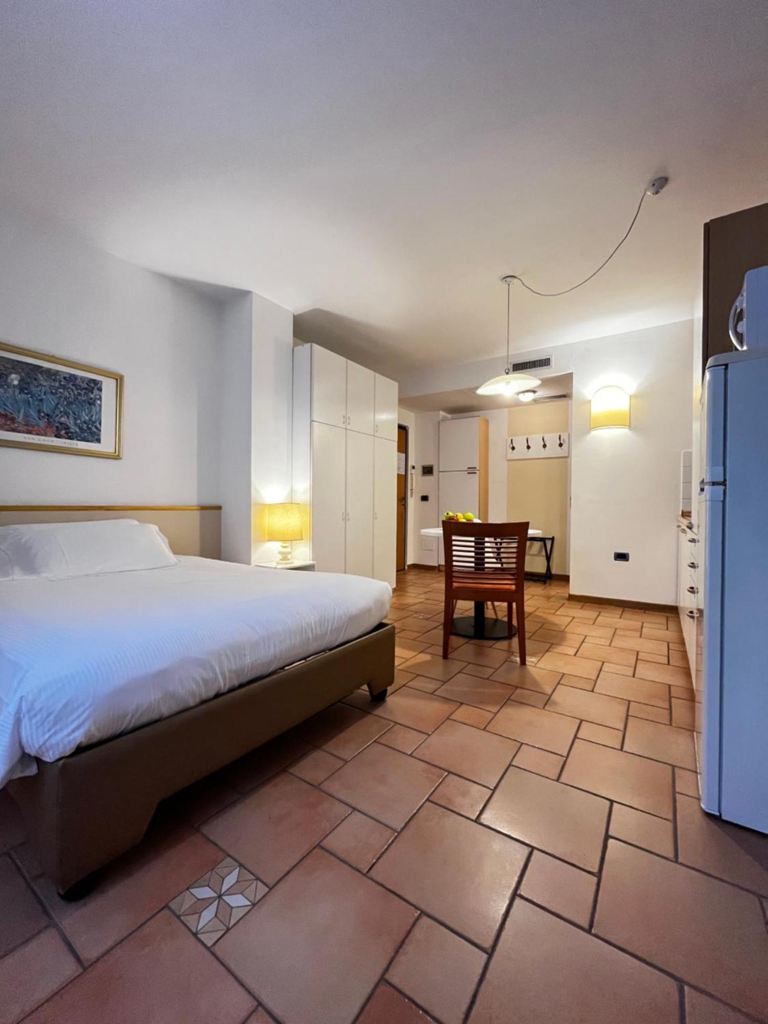 Manci Apartments By Hotel America Trento Exteriér fotografie